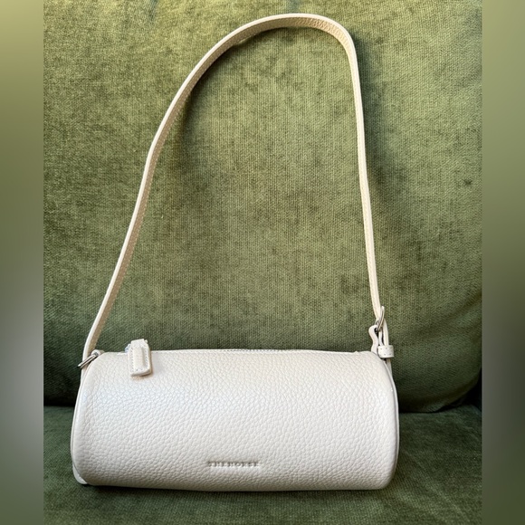 The Horse Handbags - The Horse Romy in Oat Leather Barrel Bag